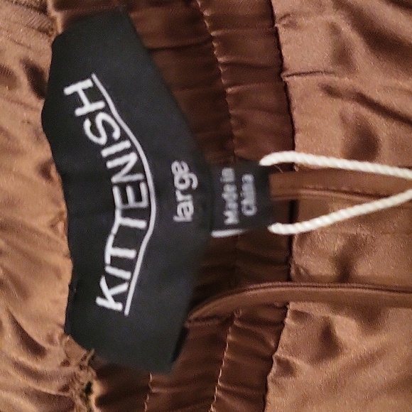 Kittenish Womens Satin Cargo Pants! - Picture 4 of 7